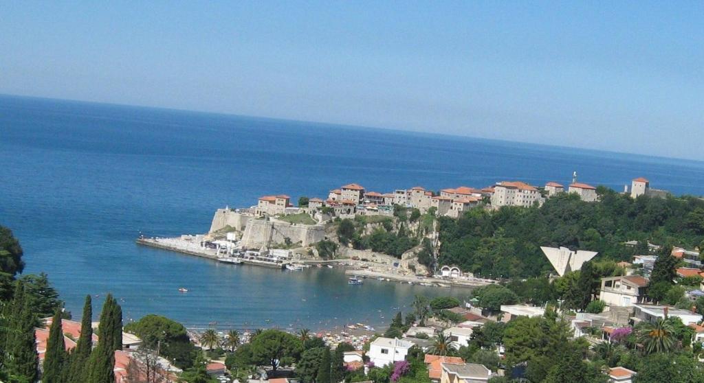 Apartments Popovic Ulcinj Bagian luar foto