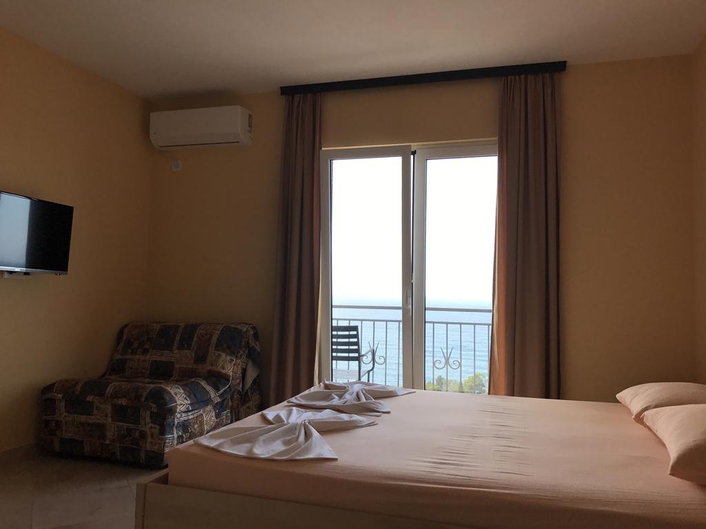 Apartments Popovic Ulcinj Bagian luar foto